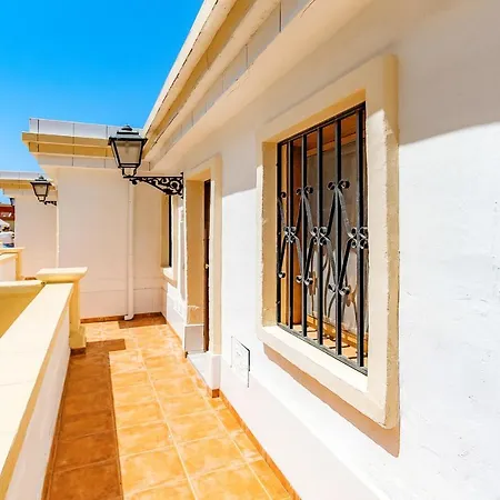 Διαμέρισμα Sea View Windsor Park - *